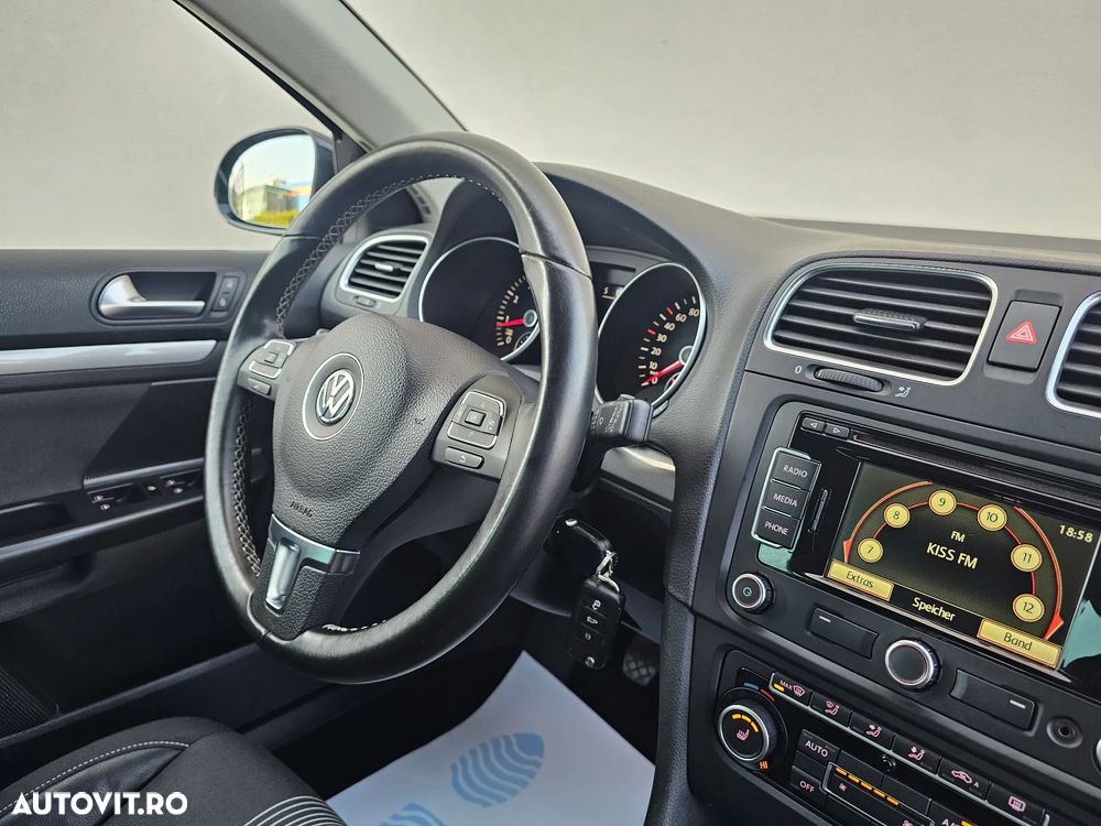 Volkswagen Golf 1.4 TSI MATCH - 16