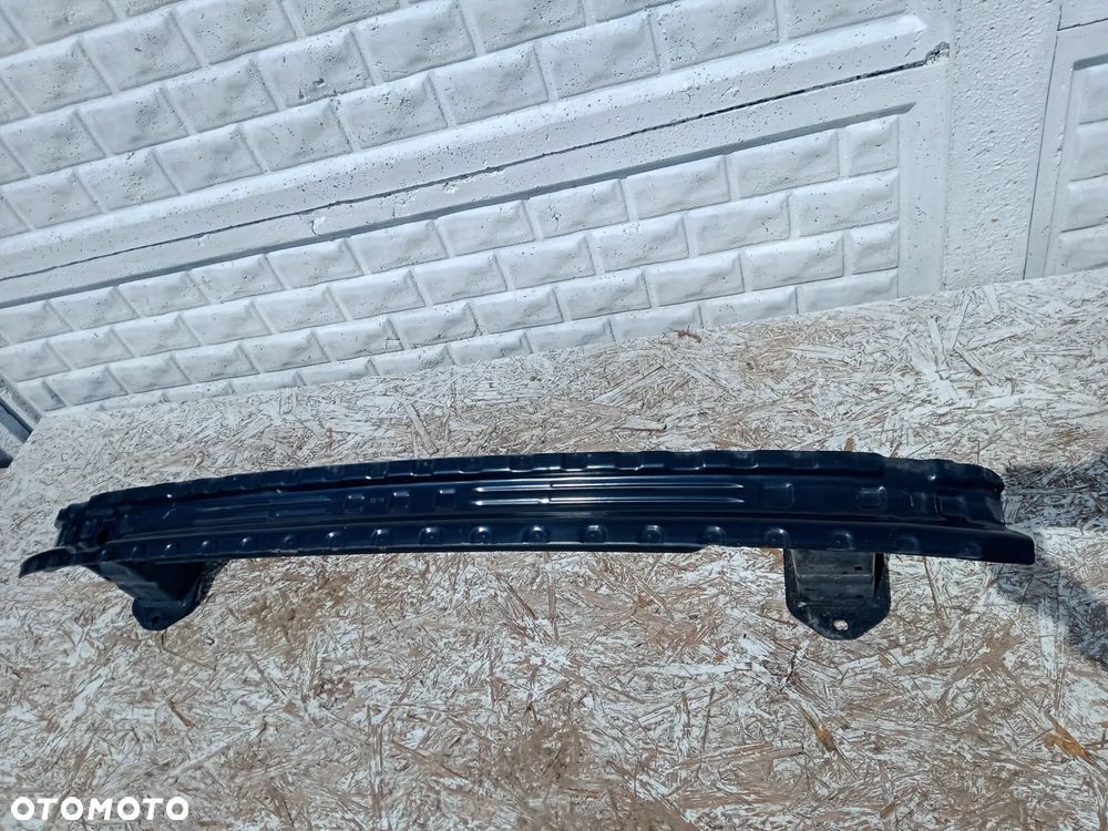 BELKA ZDERAKA TYŁ MERCEDES W213 A2136116100