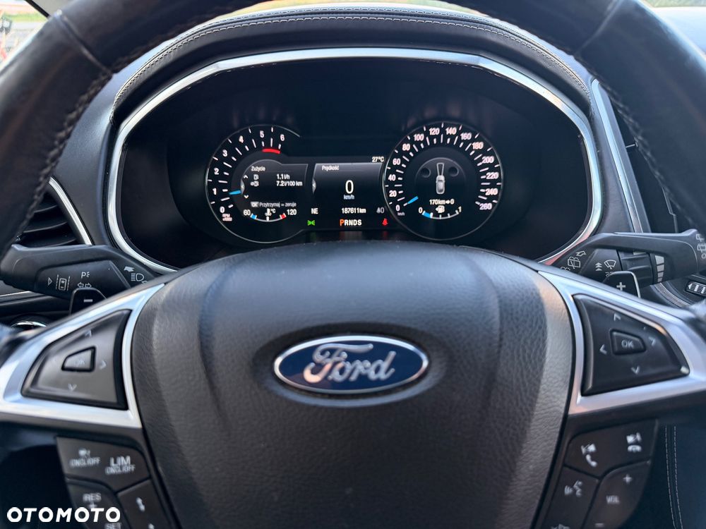 Ford S-Max - 23