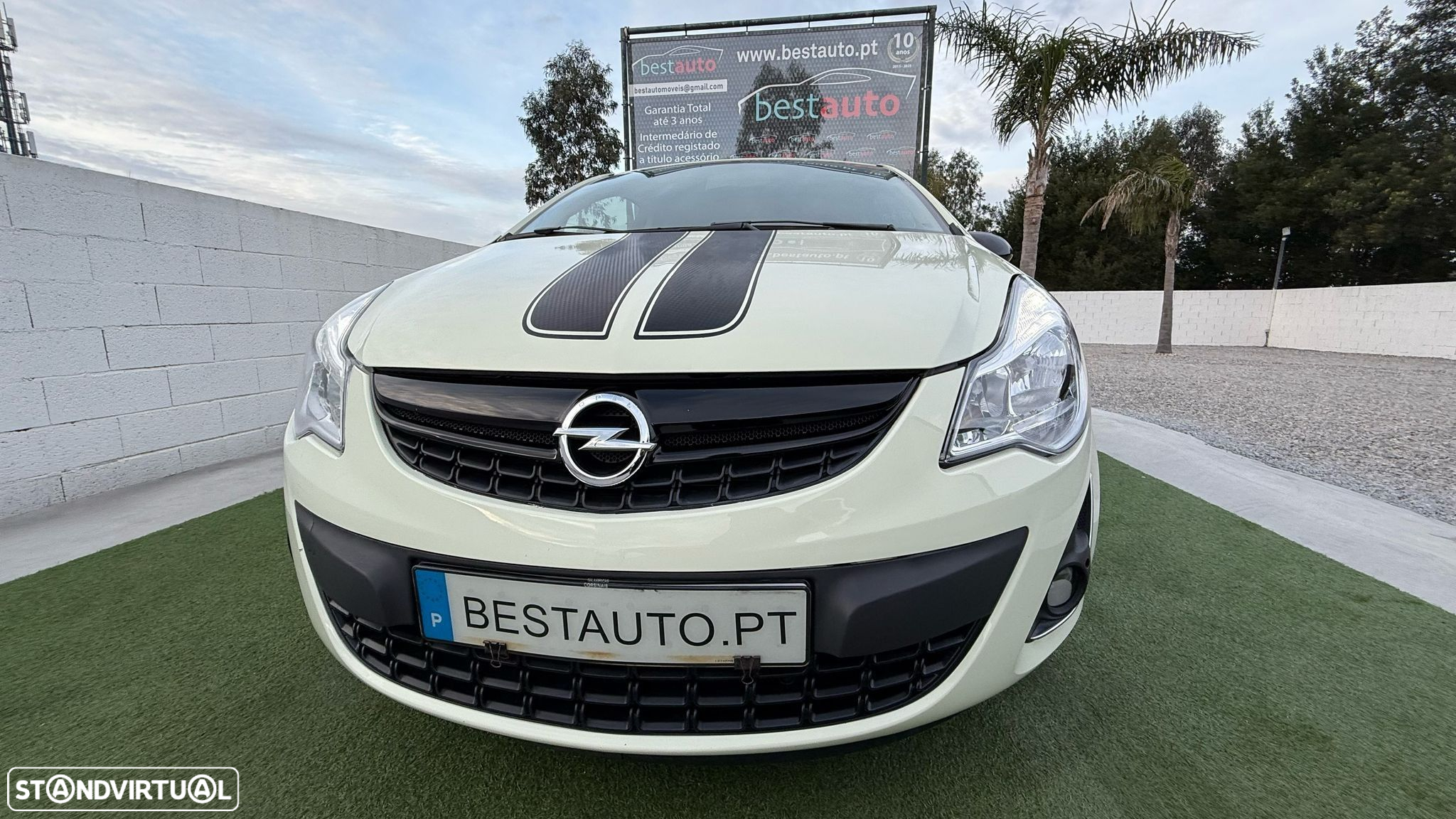 Opel Corsa 1.2 Black Edition - 11