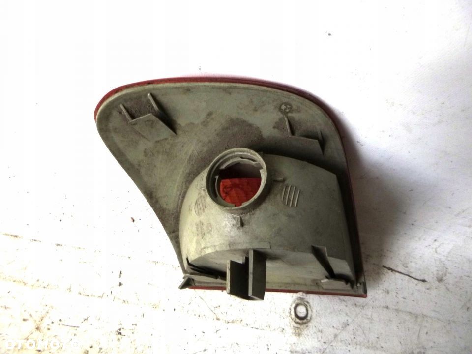 AUDI 100 A6 C4 KIERUNKOWSKAZ PRAWY ORYG MIGACZ - 2