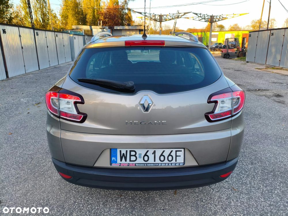 Renault Megane 1.6 16V Expression Euro5 - 11