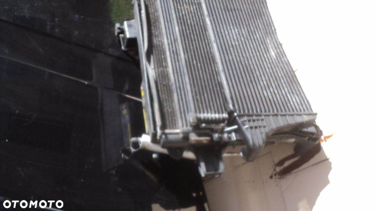 KOMPLET CHŁODNIC WENTYLATOR JEEP CHEROKEE 3.0 CRD - 3