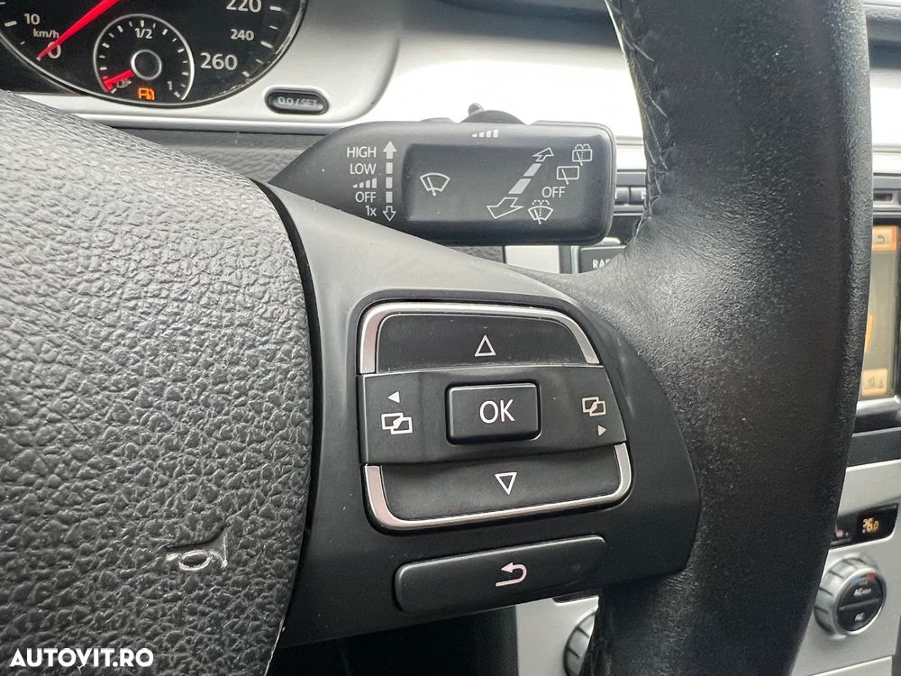 Volkswagen Passat Variant 2.0 TDI 4Motion BlueMotion Technology Comfortline - 14