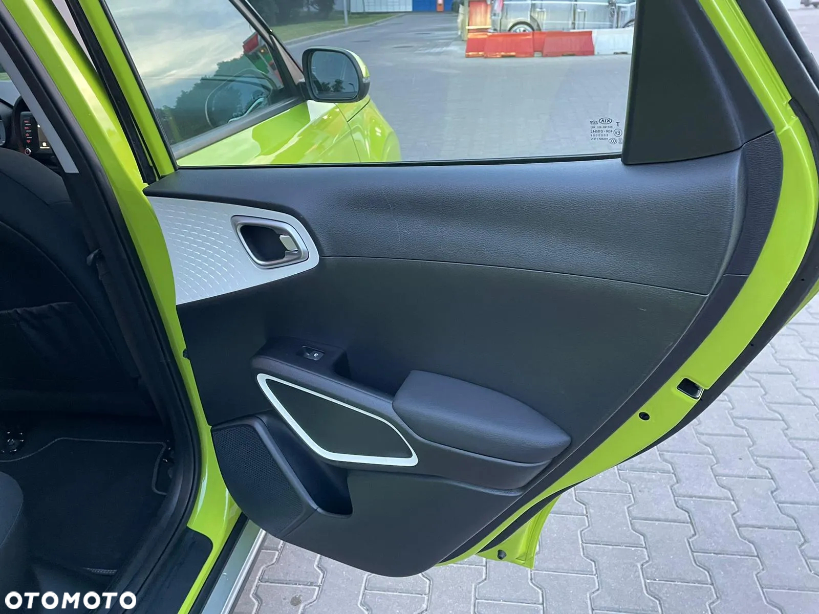 Kia Soul e-Soul Edition 7 - 13