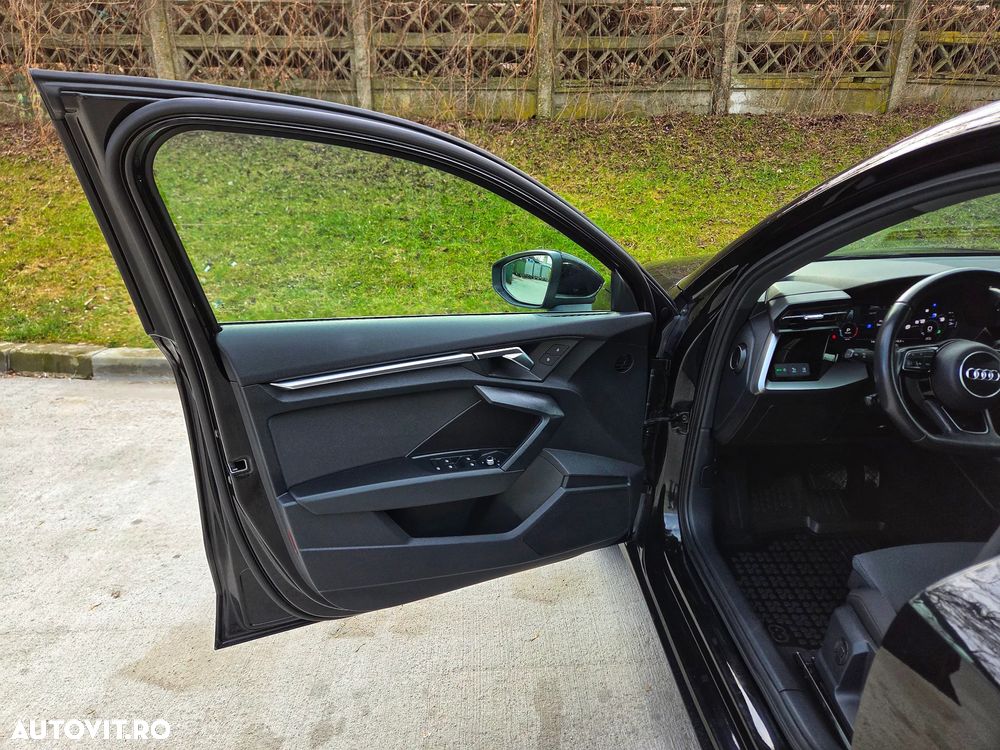 Audi A3 35 TDI ack S tronic sport - 28