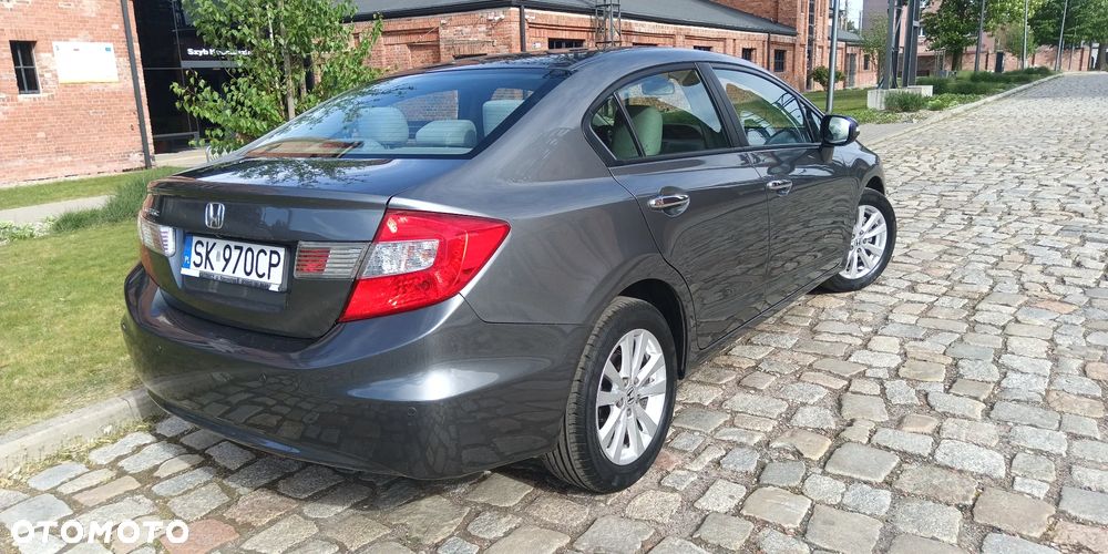 Honda Civic 1.8 Executive - 5