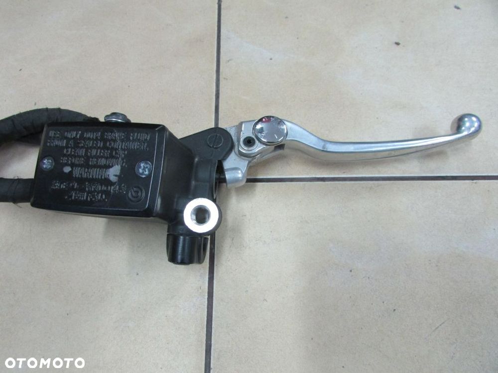 Yamaha XSR 700 pompa hamulcowa przód - 2