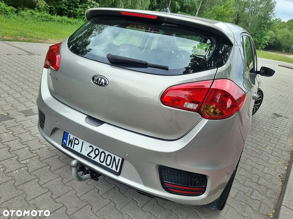 Kia Ceed 1.6 GDI Spirit - 19