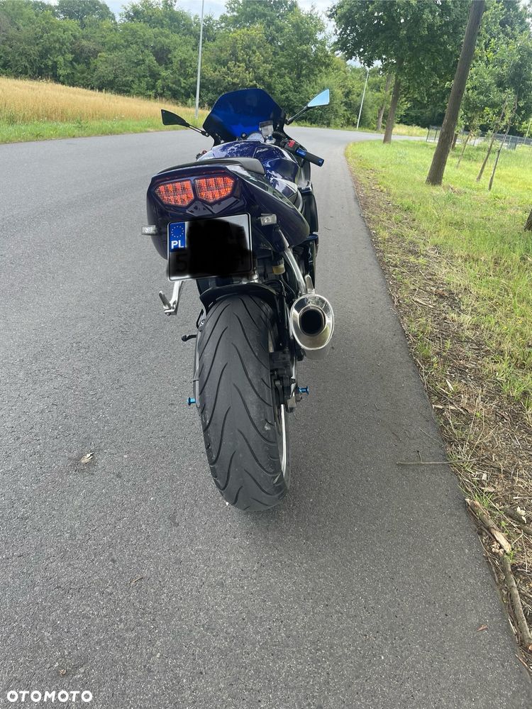 Yamaha YZF - 6