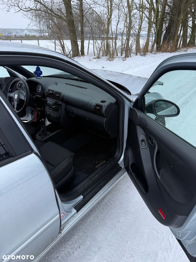 Seat Leon 1.8T Cupra R - 4