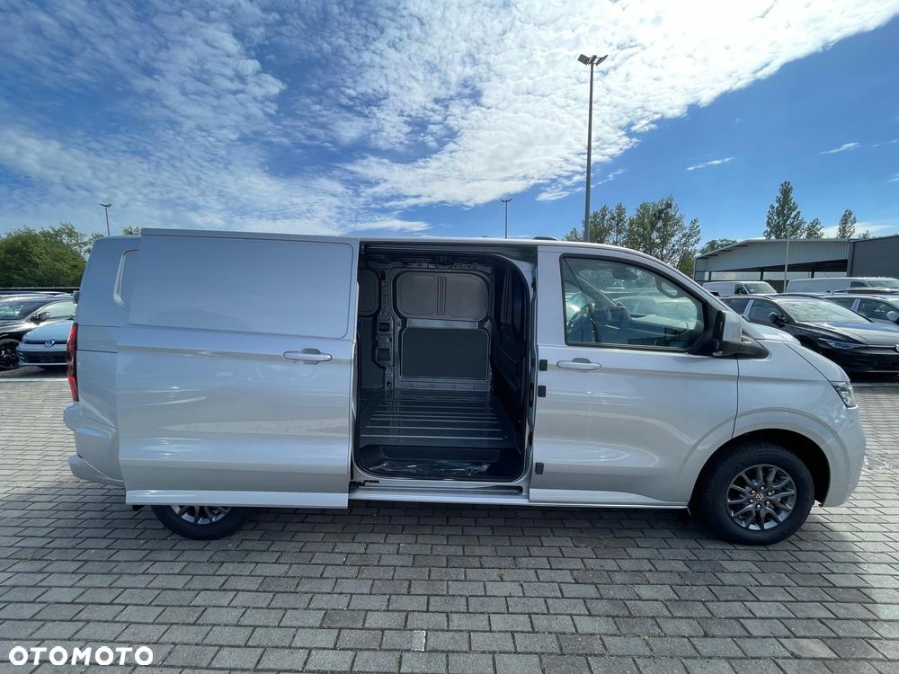 Volkswagen Transporter - 7