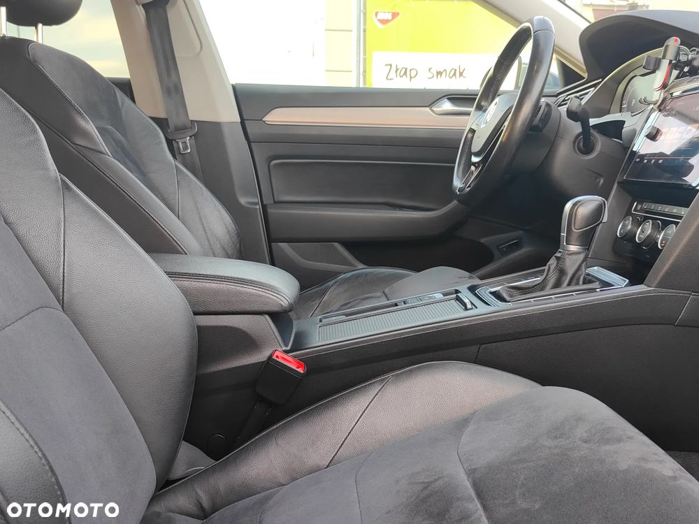 Volkswagen Arteon 2.0 TDI SCR Elegance DSG - 33