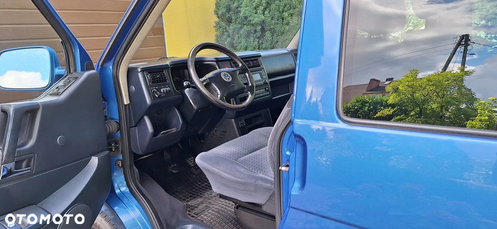 Volkswagen Caravelle GL - 7