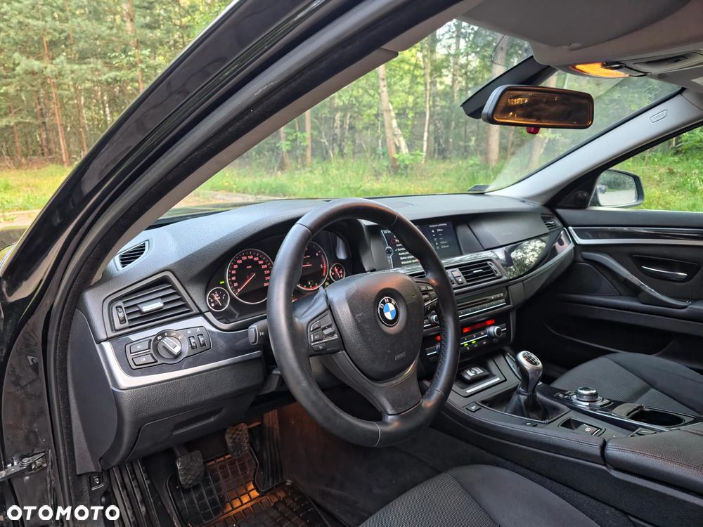 BMW Seria 5 520d - 17
