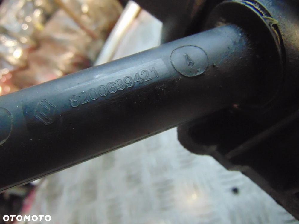 Pokrywa zaworów clio 3 1,2 16 v - 4