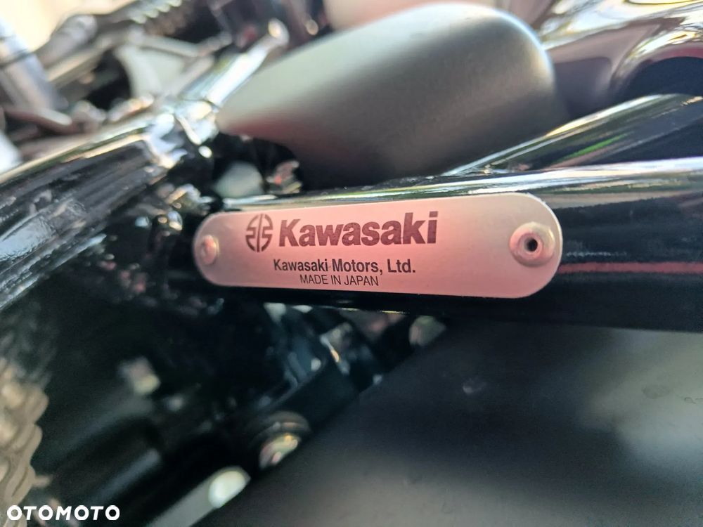 Kawasaki Z 900 RS - 27