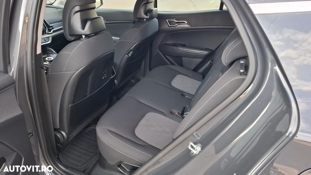 Kia Sportage 1.6T-GDI 2WD Aut. Vision - 23