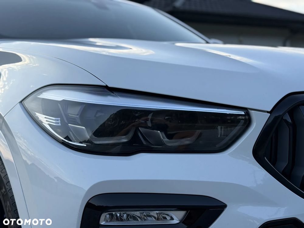 BMW X6 xDrive30d - 23