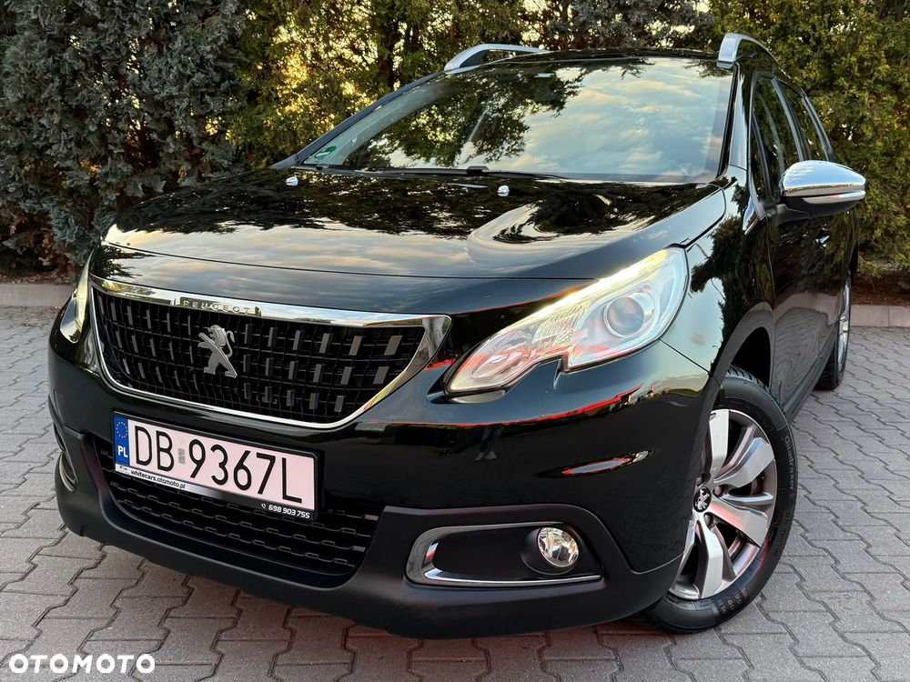 Peugeot 2008 1.2 Pure Tech Allure S&S - 12
