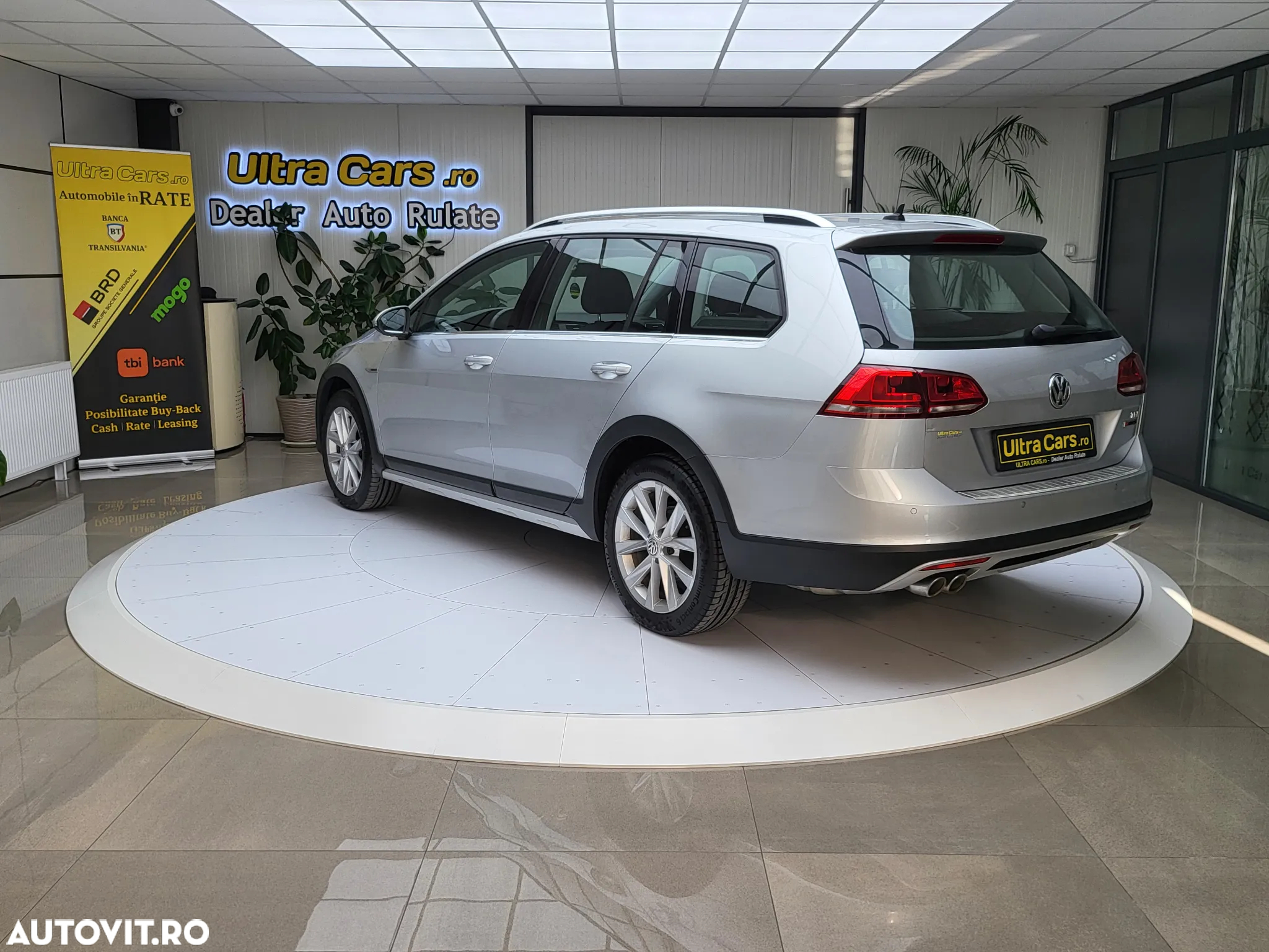 Volkswagen Golf Alltrack 1.6 TDI 4Motion BlueMotion Technol. - 3