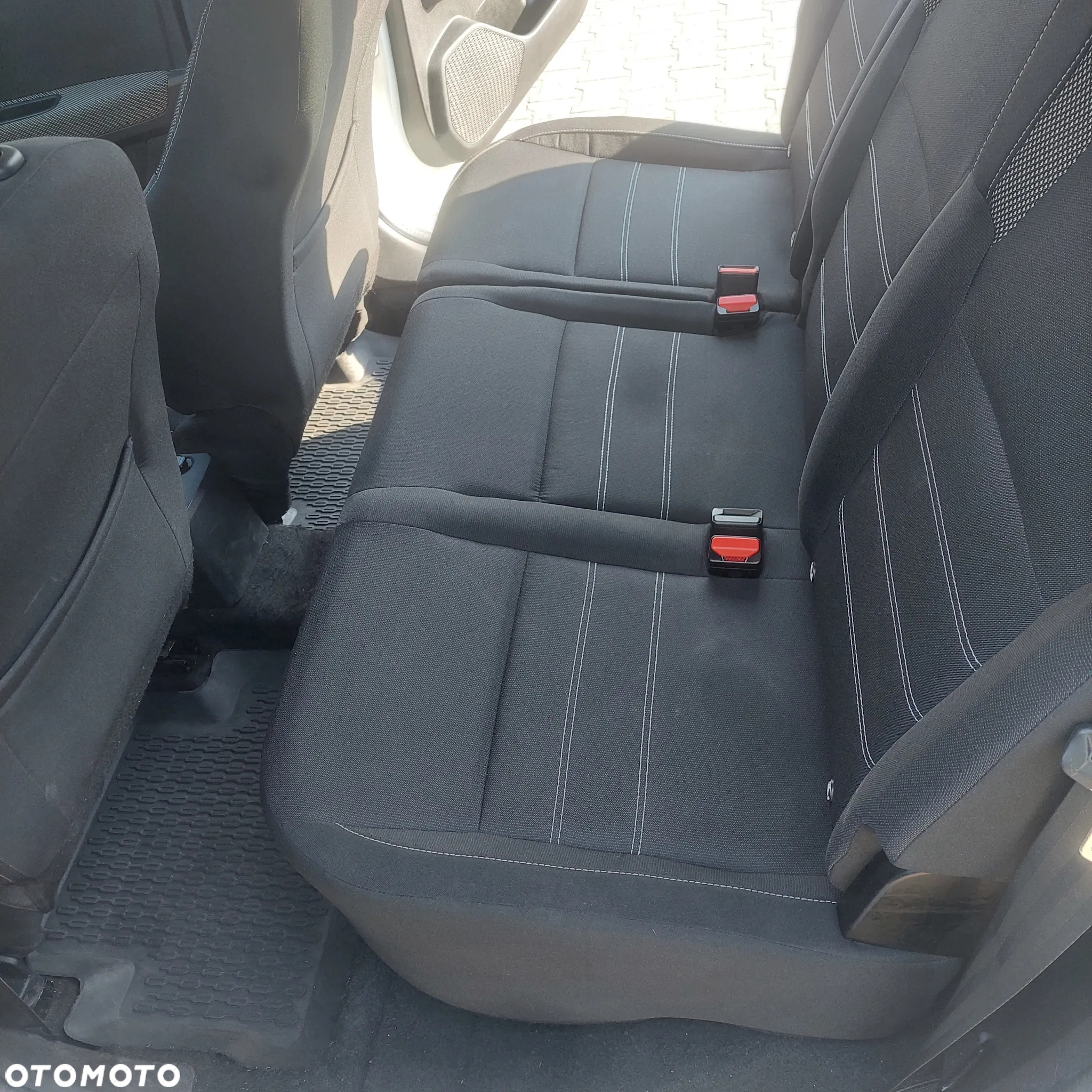 Dacia Jogger 1.0 TCe Comfort 7os - 18