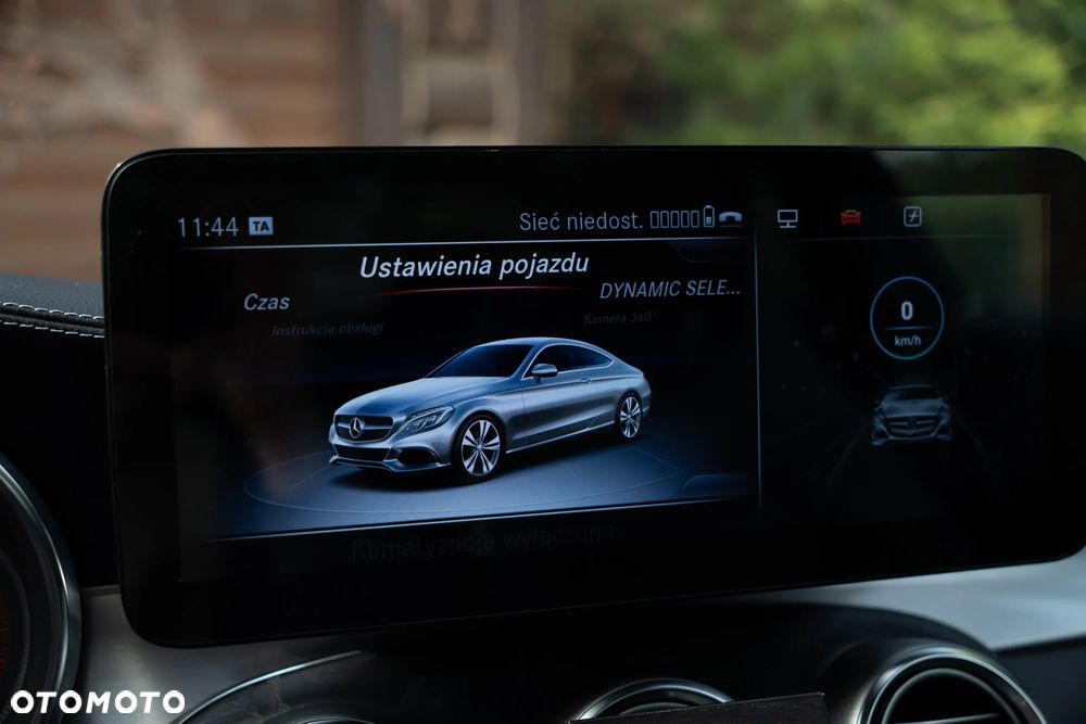 Mercedes-Benz Klasa C 200 4-Matic 9G-Tronic - 31