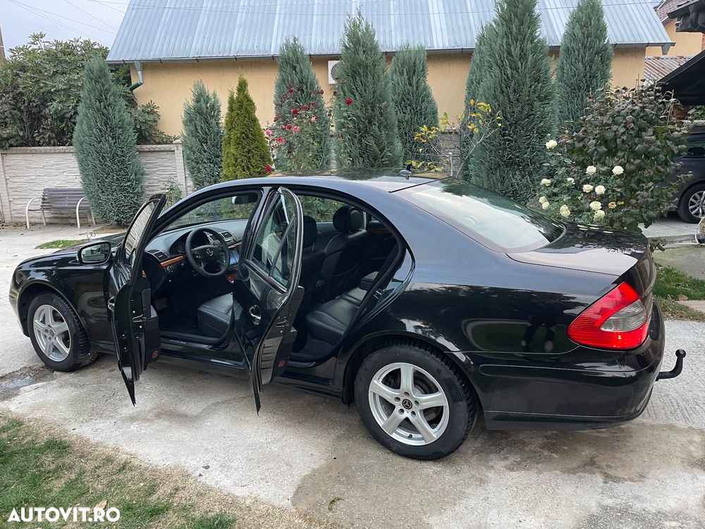 Mercedes-Benz E - 7