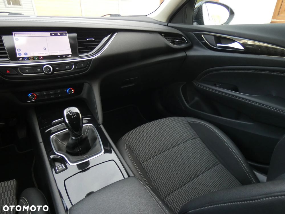 Opel Insignia CT 2.0 CDTI Exclusive S&S - 30