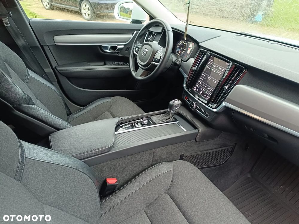 Volvo V90 D4 Geartronic Momentum - 29