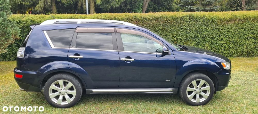 Mitsubishi Outlander 2.0 DID Intense + - 6