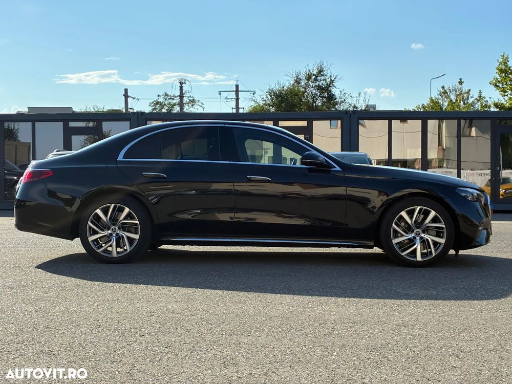 Mercedes-Benz E 300 4MATIC PHEV - 6