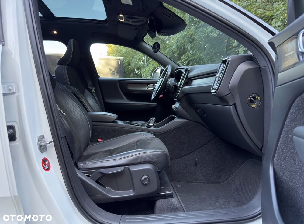 Volvo XC 40 T5 AWD Geartronic R-Design - 34
