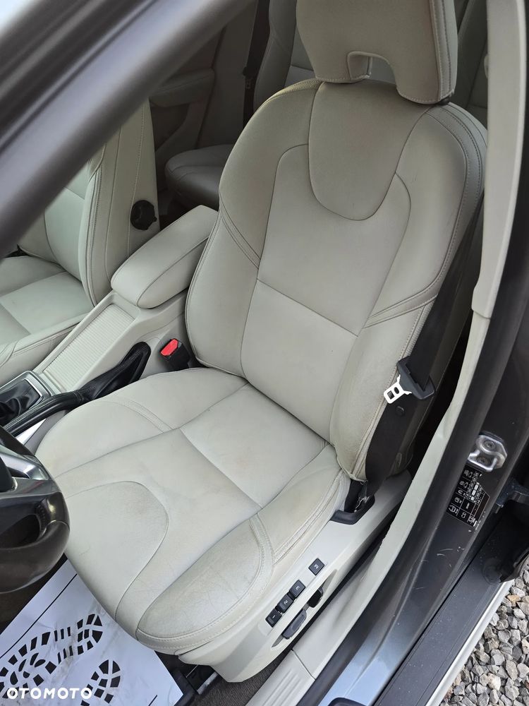 Volvo V40 Cross Country D2 Geartronic Summum - 39