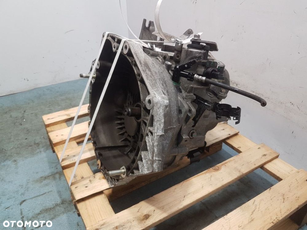 OPEL INSIGNIA A LIFT 2.0 CDTI SKRZYNIA BIEGÓW MANUALNA F40 - 4