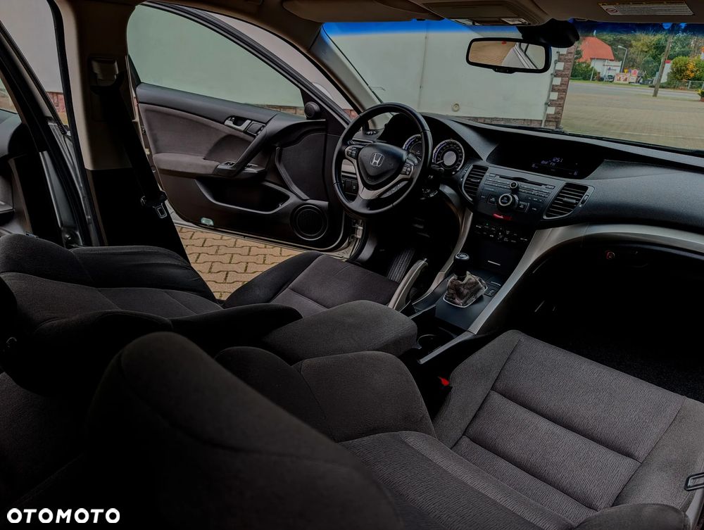 Honda Accord - 30