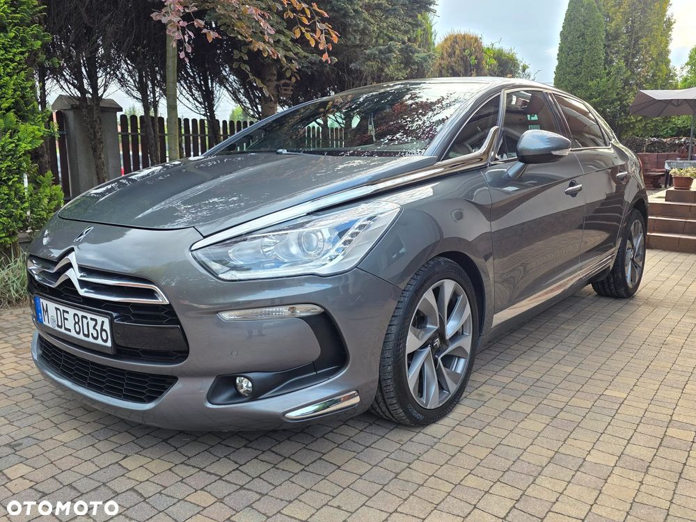 Citroën DS5 HDi 165 SportChic - 1