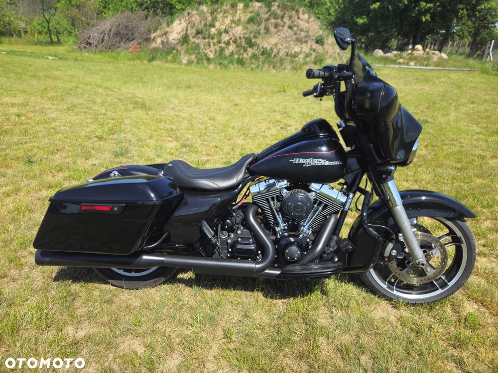 Harley-Davidson Touring Street Glide - 1
