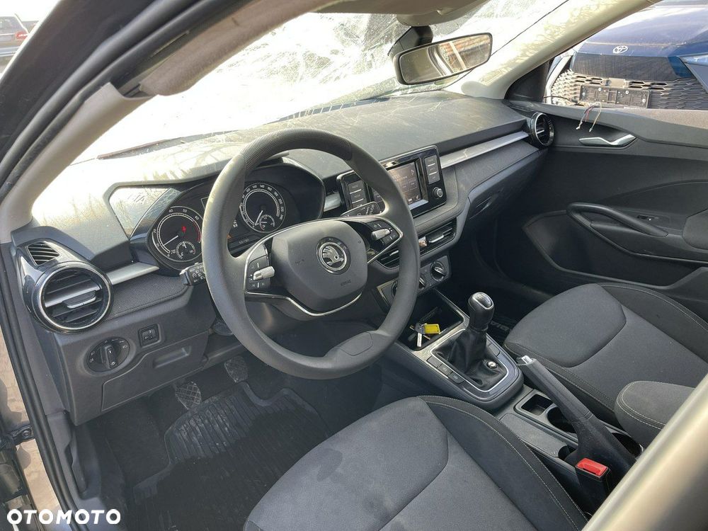 Skoda Fabia 1.0 Ambition - 8