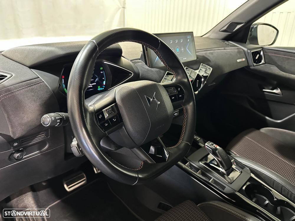 DS DS3 Crossback E-TENSE PERFORMANCE LINE - 19