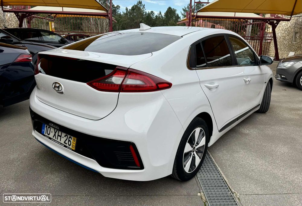 Hyundai Ioniq 1.6 GDI PHEV - 4