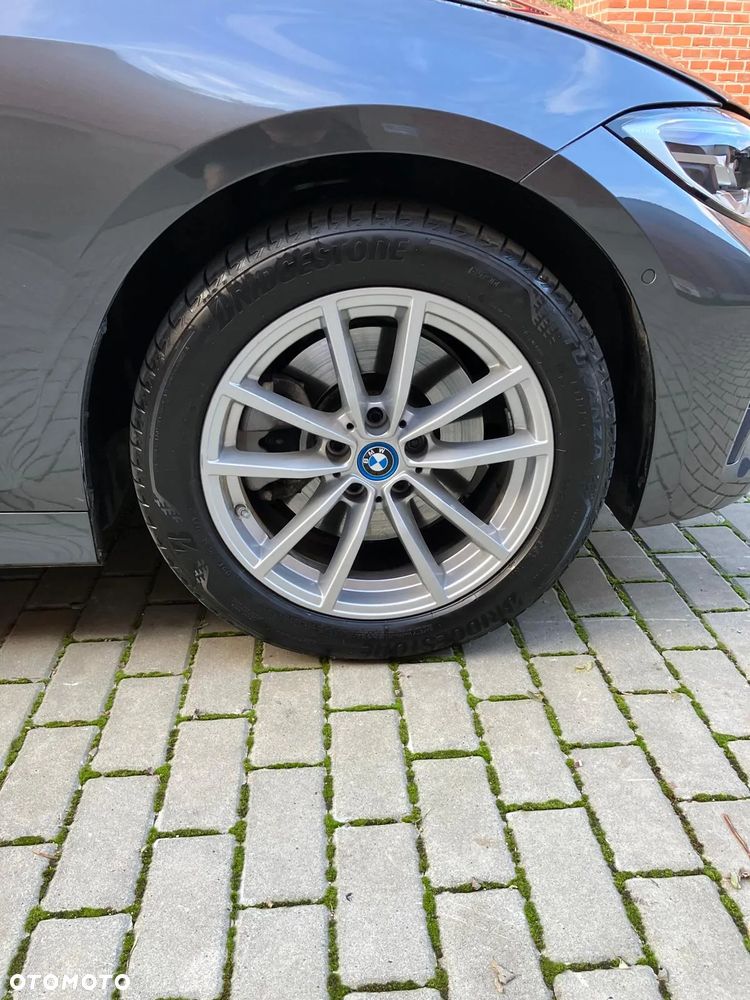 BMW Seria 3 330e Advantage - 5