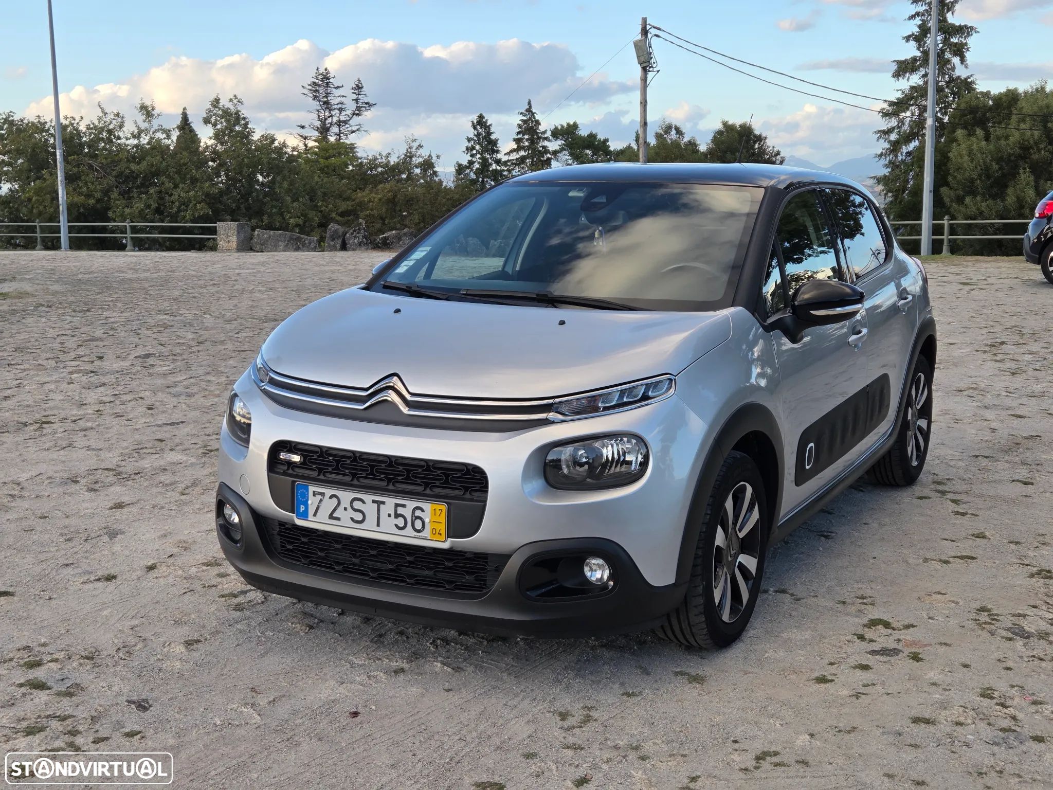 Citroën C3 1.2 PureTech Shine - 1