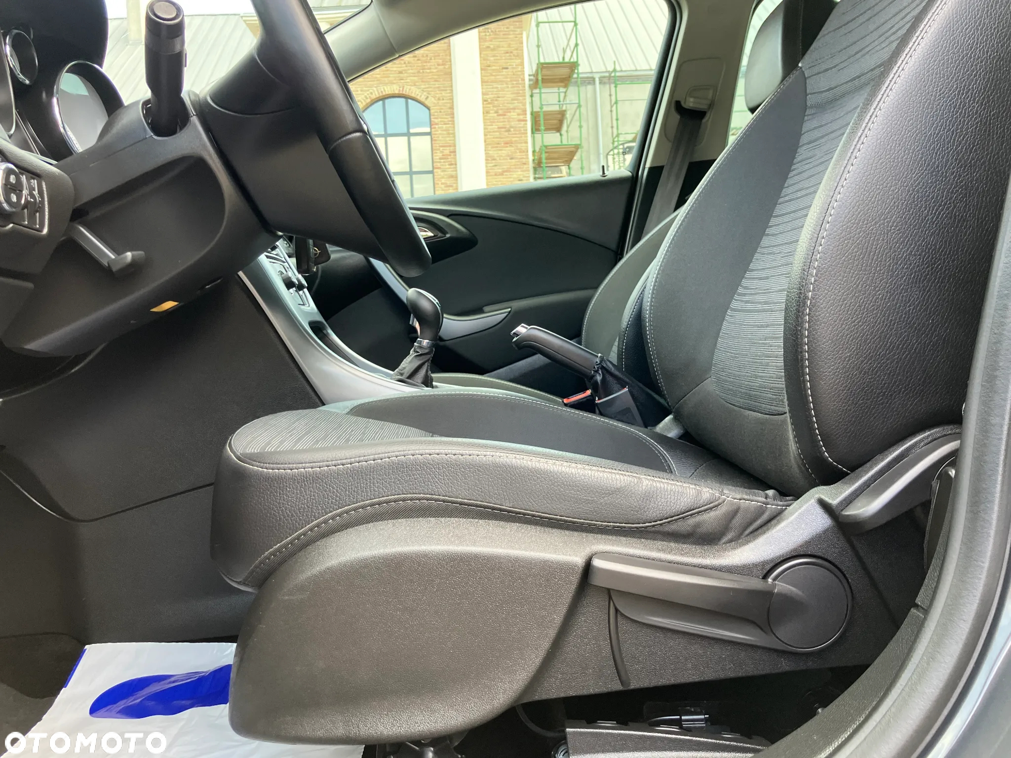 Opel Astra 1.4 Turbo Design Edition - 20