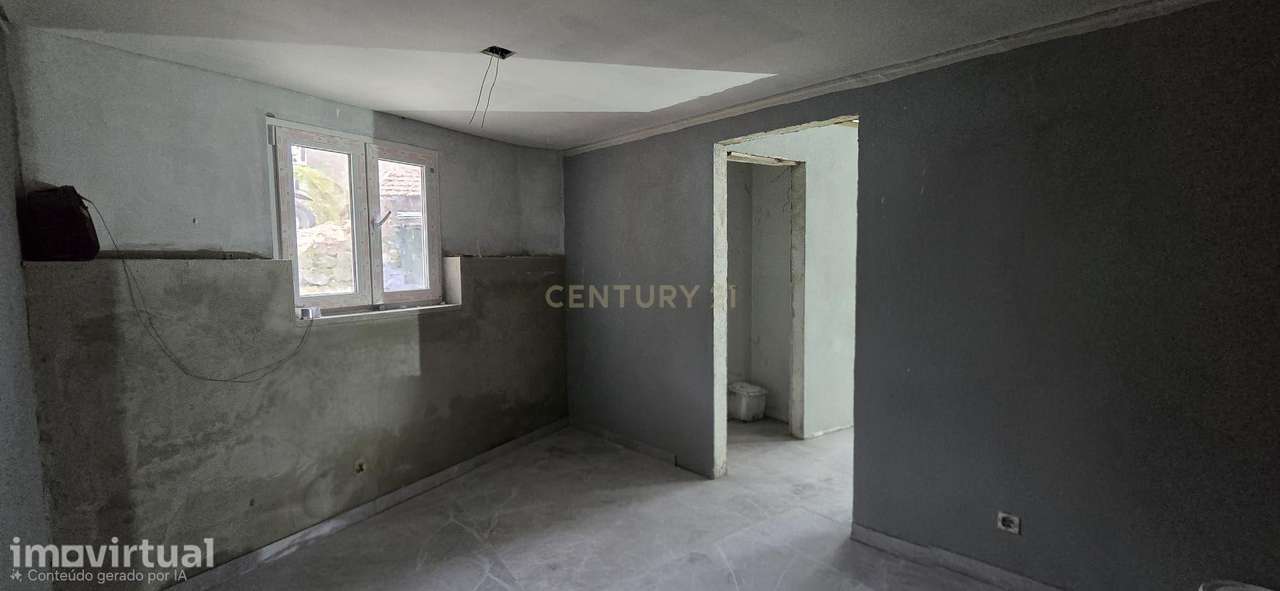 Moradia em Pedra T1 Totalmente Renovada – Ovil, Baião - Grande imagem: 3/8