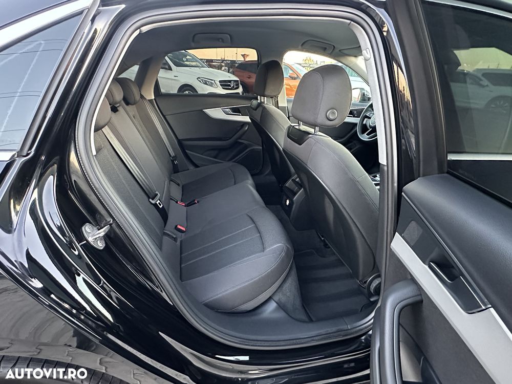 Audi A4 40 TDI S tronic quattro - 12