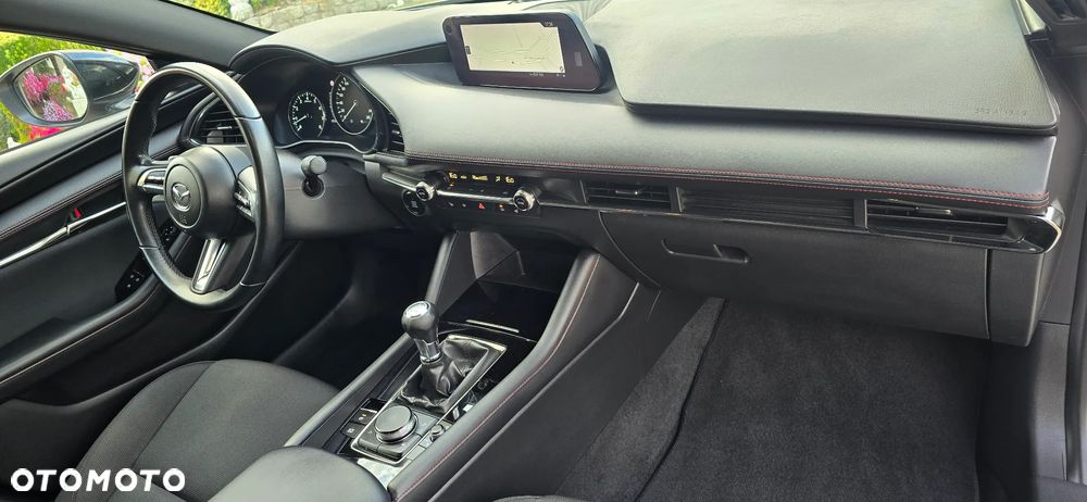 Mazda 3 e-SKYACTIV-G 2.0 M HYBRID 150 SELECTION - 32
