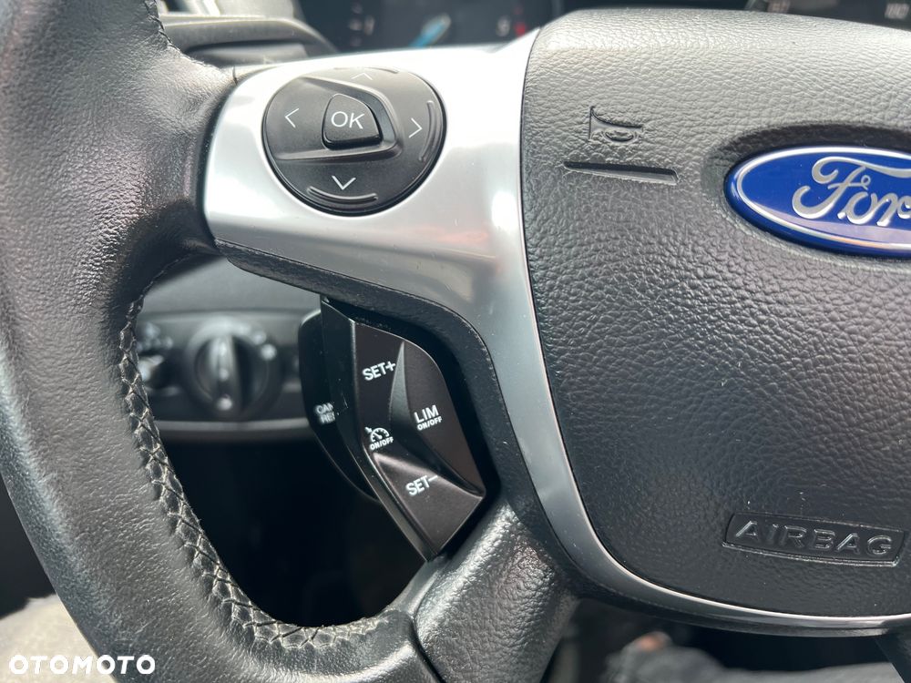 Ford Kuga 2.0 TDCi 4WD Titanium Plus - 34