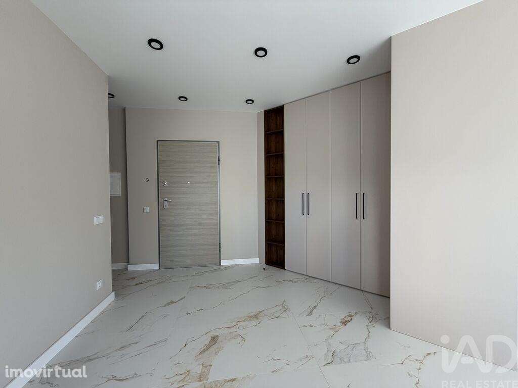 Apartamento T2 em Armação de Pêra de 87,00 m2 - Grande imagem: 2/21