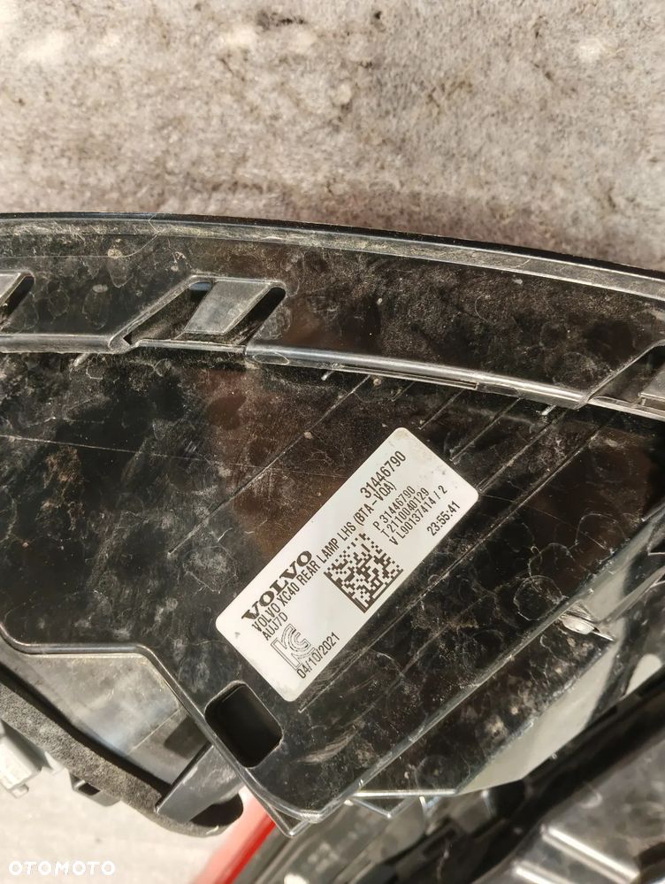 Volvo XC40 LAMPA TYLNA STRONA LEWA 31446790 - 8